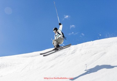 足球直播-世俱杯球员跑动路线分析与优化建议:空间利用效率的提升策略 足球直播-世俱杯球员跑动路线分析与优化建议:空间利用效率的提升策略