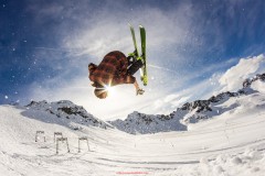 足球直播-世俱杯球鞋科技命名体系整理及品牌推广策略研究