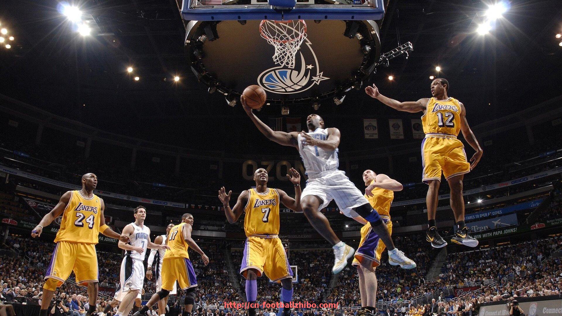 足球直播-NBA火箭队球衣设计历史与风格演变分析